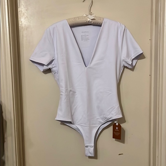 NWT White Reoria Double Lined Deep V-Neck Bodysuit size large - Picture 1 of 4